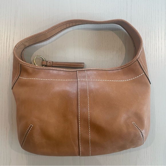Coach Vintage Leather Ergo Bag Camel Tan 10739 Hobo Shoulder Y2K Rare Coach Vintage Leather Ergo Bag Camel Tan 10739 Hobo Shoulder Y2K Rare